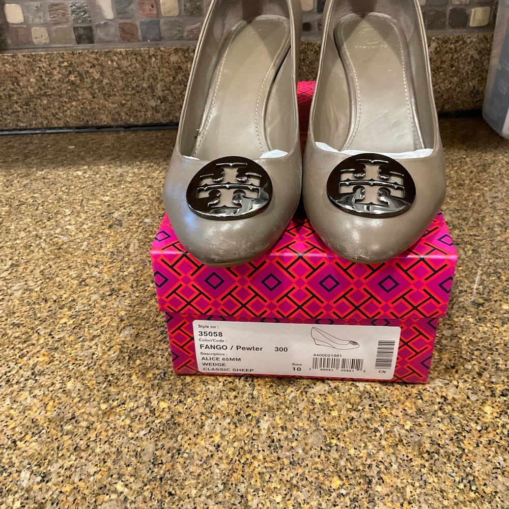 Tory Burch Pewter Heels with Logo Accent